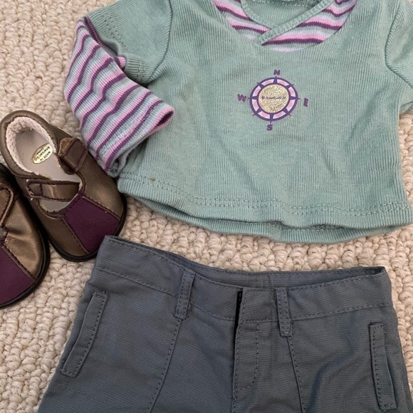 RETIRED American girl adventure outfit - Picture 2 of 2